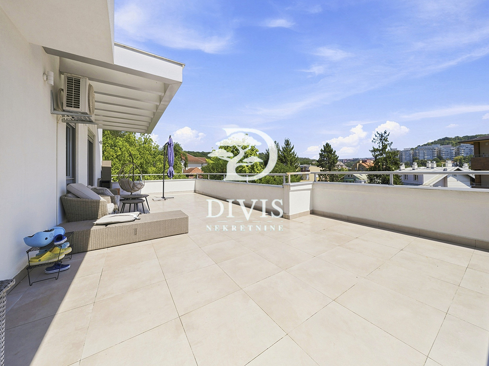 Slika 10 - Milana Blagojevića Španca, Četvorosoban stan na prodaju, 157m2, 565.000€
